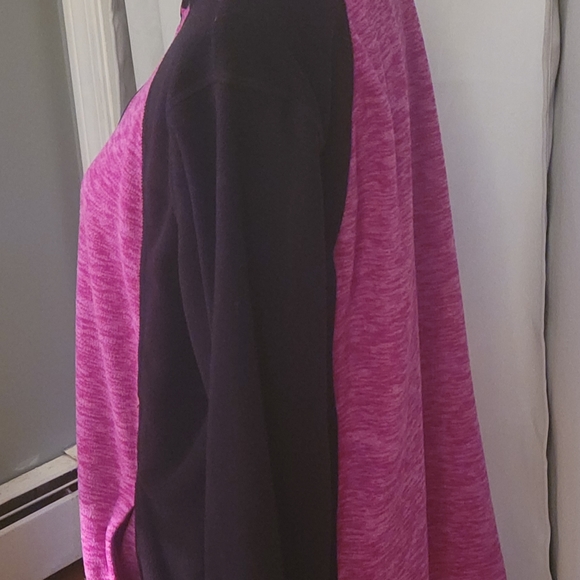 St. John's Bay Active XL Quarter Zip Pullover! - Picture 2 of 4